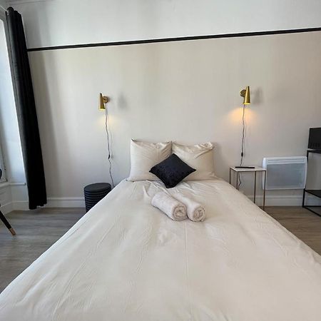 Suite Athos Лион Экстерьер фото